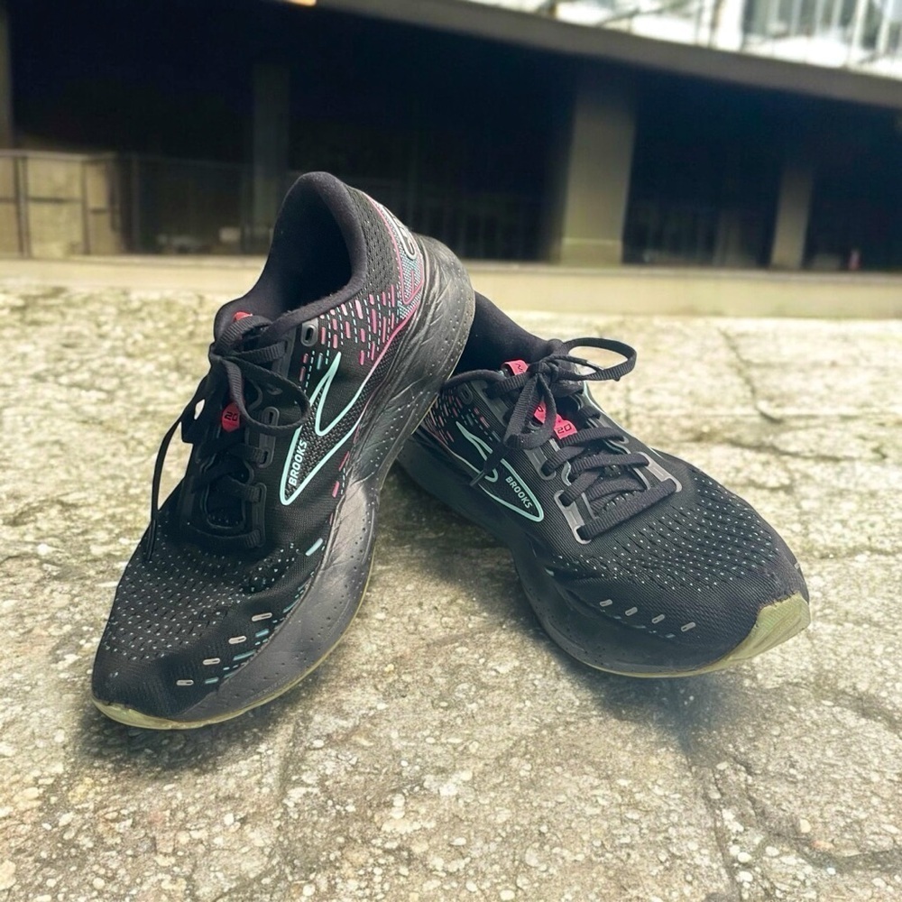 BROOKS Glycerin 20 Women's Training Running Sneaker Shoes size 11